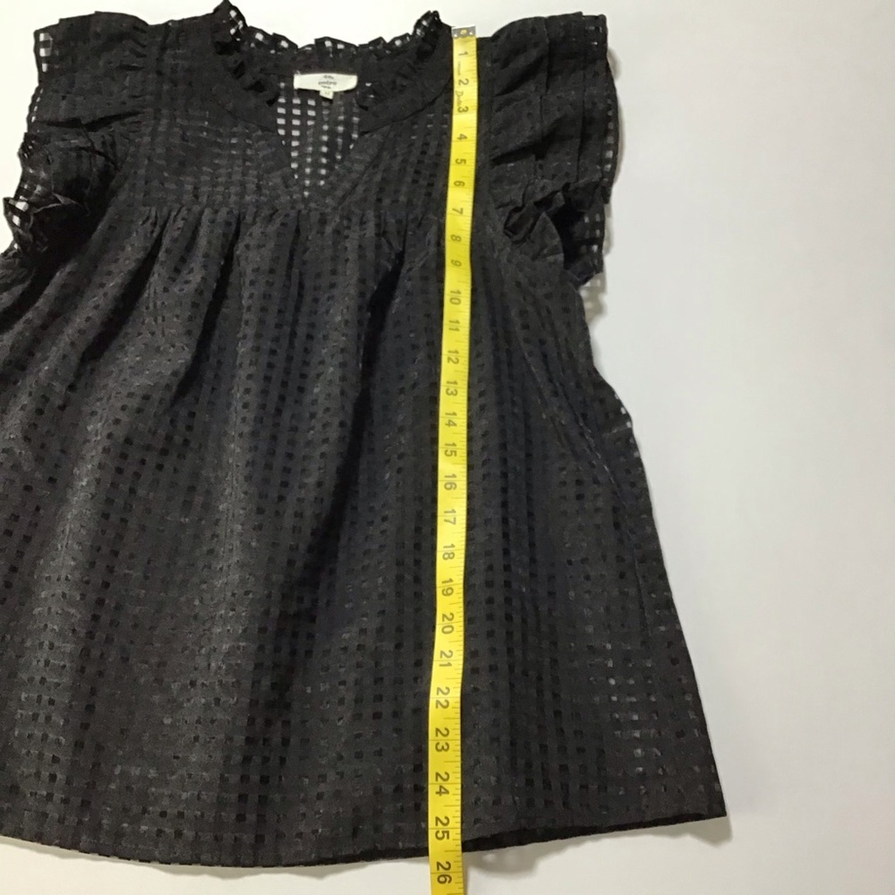 Entro Black Textured Blouse with Ruffled Sleeves - Picture 8 of 10